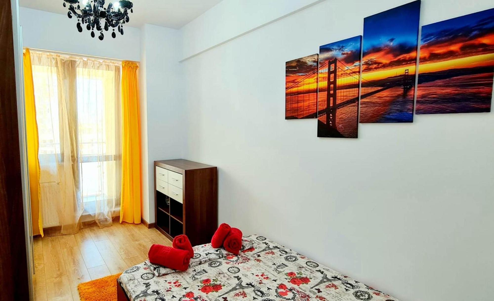 Designed Like Home Apartment Near Palas Mall 이아시 외부 사진